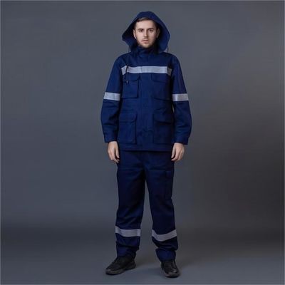 comprar el trabajo impermeable de la seguridad de la resistencia de desgaste 115gsm uniforma las batas de la seguridad para los trabajadores Fabricación en línea