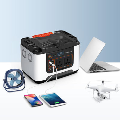 comprar Central eléctrica portátil de 700 W con capacidad de 648 Wh para 10 dispositivos: fuente de alimentación de emergencia y generador portátil Fabricación en línea